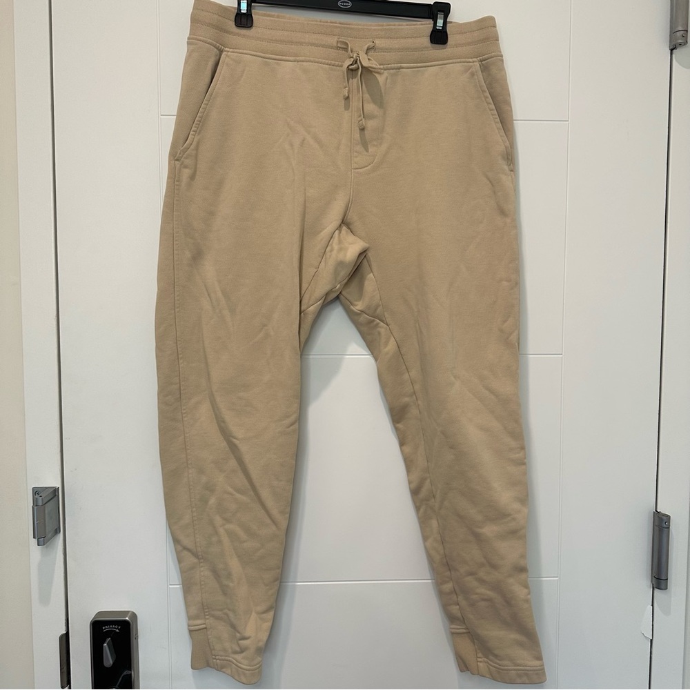 Men's Tan Jogger Pants | Banana Republic size L